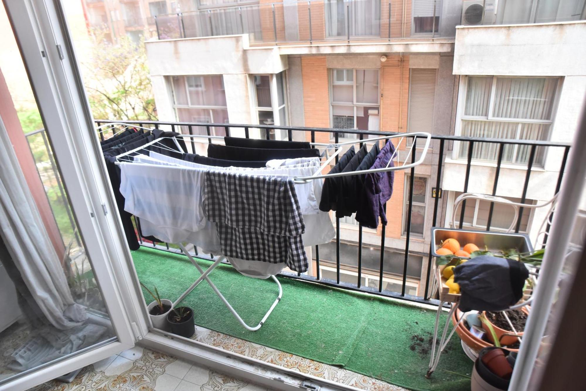 Gemuetliches Zimmer "Gold" Fuer 2 Personen Und Katzenliebhaber Валенсия Екстериор снимка