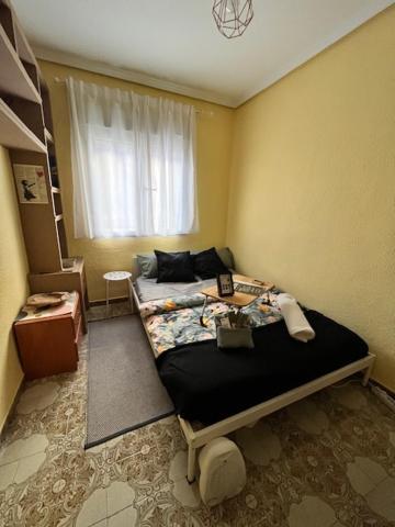Gemuetliches Zimmer "Gold" Fuer 2 Personen Und Katzenliebhaber Валенсия Екстериор снимка